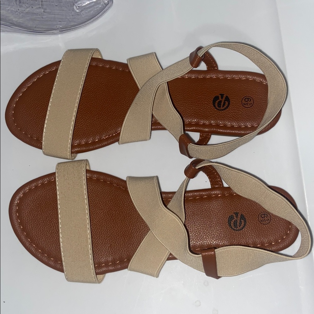 Elastic Strap sandal - Picture 5 of 5